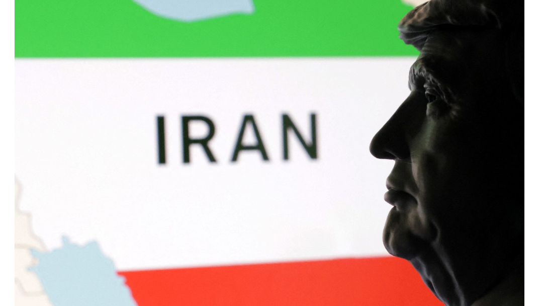 宣布以伊停火协议生效，川普警告：不要违反！